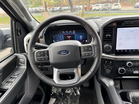 New 2025 Ford F150 Lariat w/ Equipment Group 501A Mid image 45