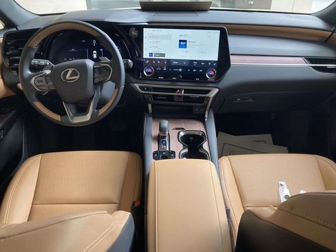 Used 2025 Lexus RX 350 Premium image 10