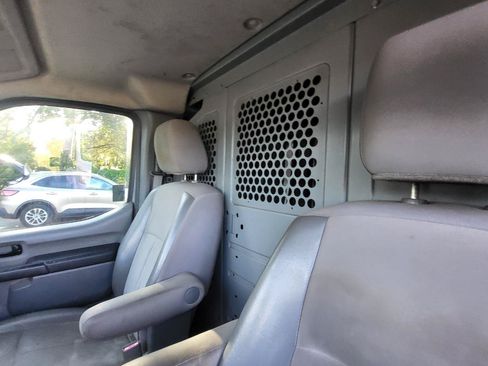 Used 2020 Nissan NV 2500 S RWD image 38