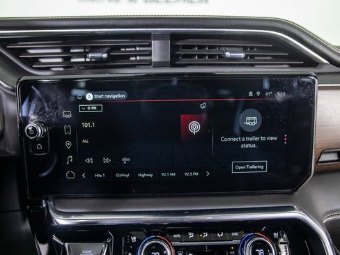 Used 2024 GMC Sierra 2500 Denali Ultimate image 25