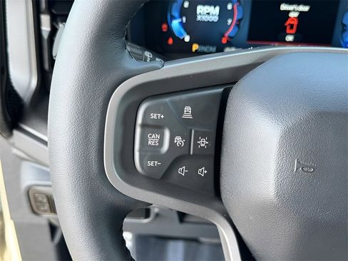 New 2025 Ford Bronco Badlands image 17