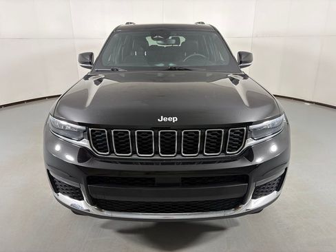 Used 2024 Jeep Grand Cherokee L Limited AWD/4WD image 4