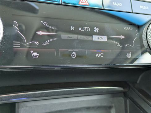 Used 2023 Genesis GV80 2.5T AWD/4WD image 28