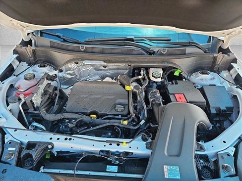 New 2026 Chevrolet Trax ACTIV w/ Sunroof Package FWD image 16