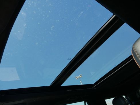 Used 2025 Lincoln Navigator L Black Label image 32