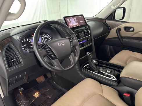 Used 2023 INFINITI QX80 Premium Select w/ Cargo Package AWD/4WD image 4