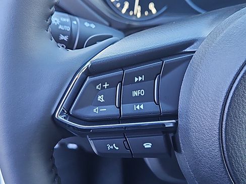 New 2025 MAZDA CX-5 AWD 2.5 S w/ Premium Plus Pkg image 16