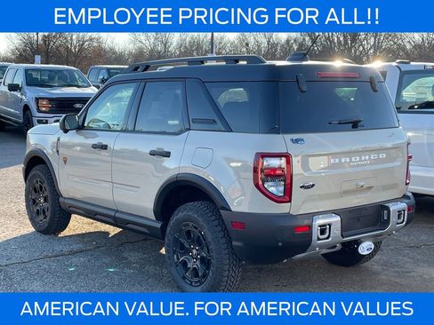 New 2025 Ford Bronco Sport Badlands w/ Sasquatch Badlands Package AWD/4WD image 3