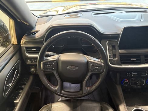 Used 2021 Chevrolet Suburban RST w/ Luxury Package image 12