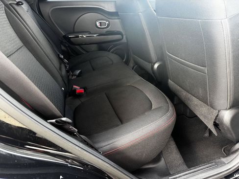 Used 2016 Kia Soul + w/ Tarmac Special Edition FWD image 18