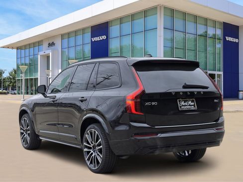 New 2026 Volvo XC90 B6 Ultra w/ Protection Package Premier image 4