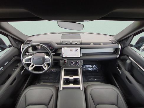 Used 2025 Land Rover Defender 110 S AWD/4WD image 11