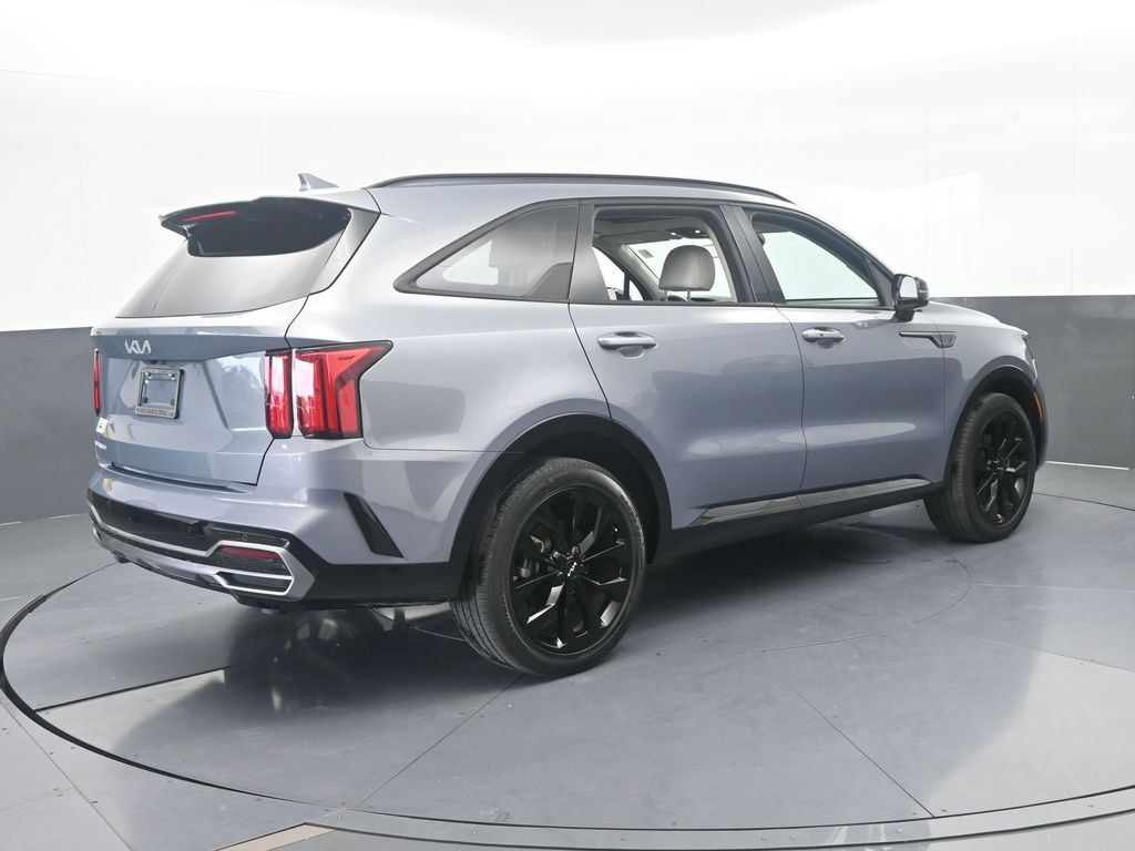 Used 2023 Kia Sorento SX FWD image 6