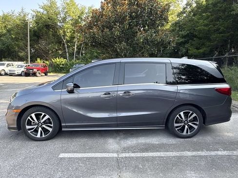 Used 2019 Honda Odyssey Elite image 4