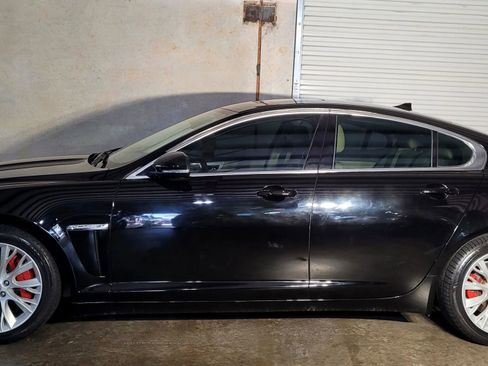 Used 2013 Jaguar XF 3.0 image 9