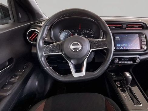 Used 2024 Nissan Kicks SR FWD image 8
