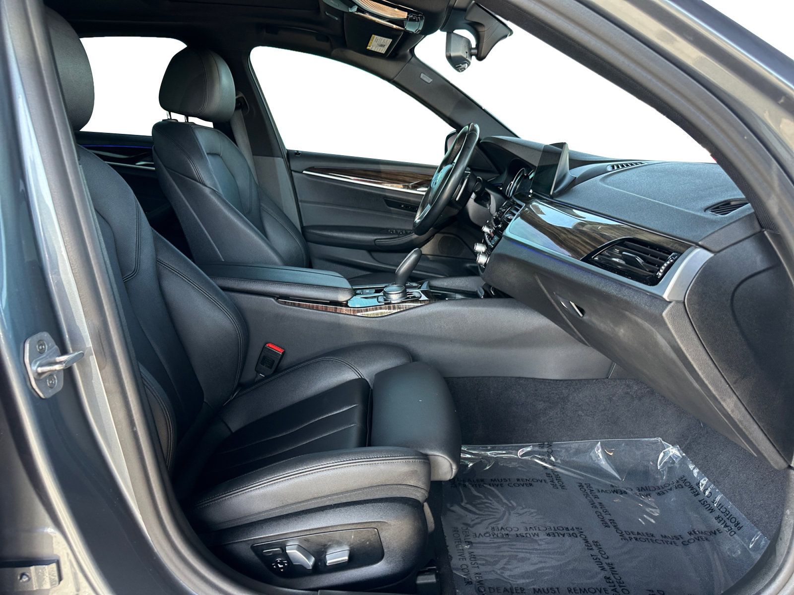 Used 2018 BMW 530i RWD image 15