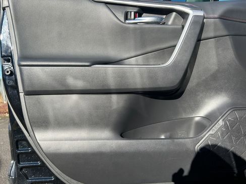 Used 2022 Toyota RAV4 TRD Off-Road image 23