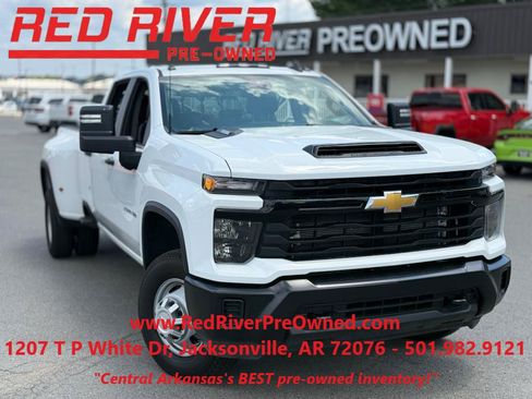 Used 2026 Chevrolet Silverado 3500 W/T AWD/4WD image 1