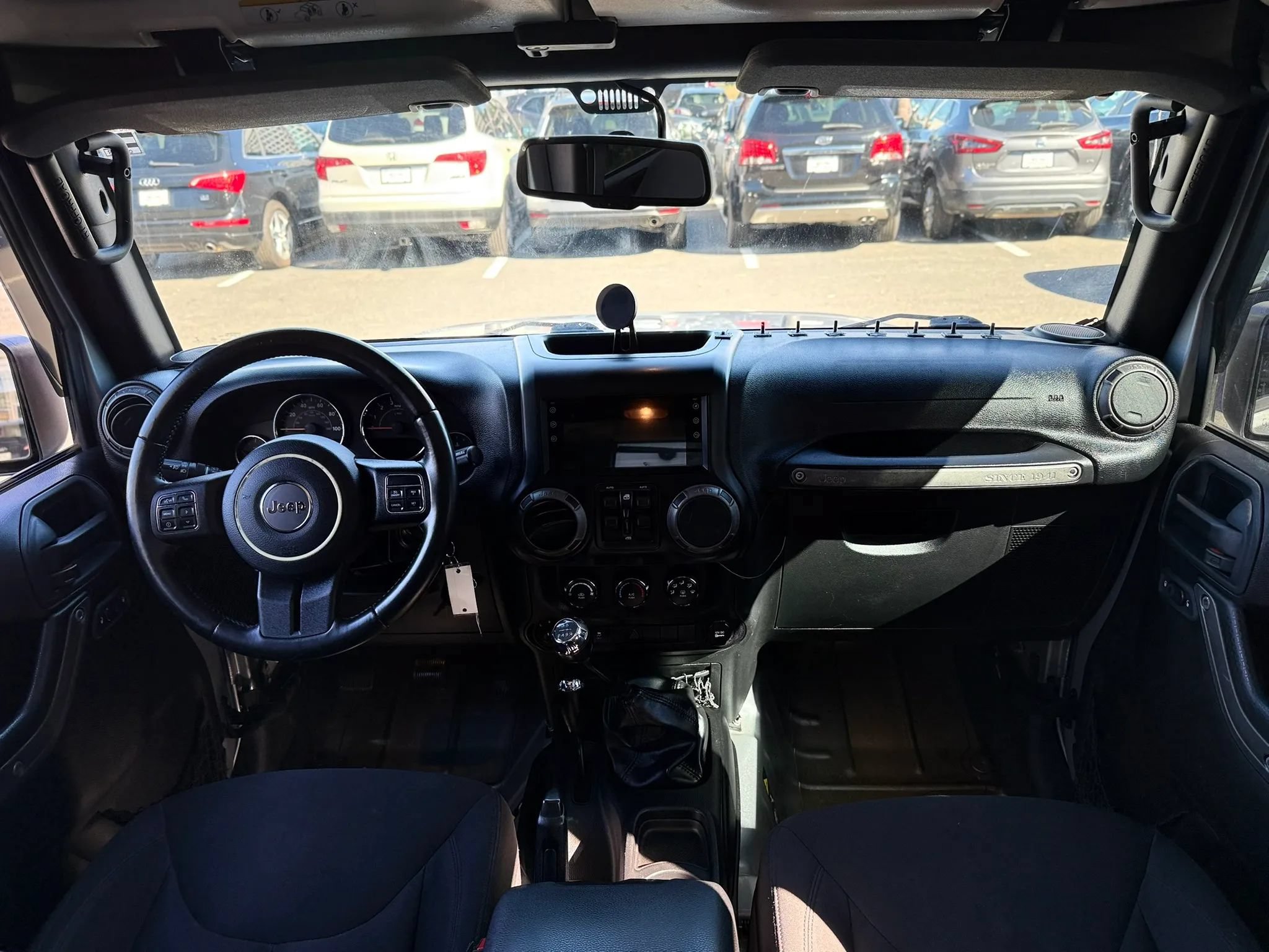 Used 2015 Jeep Wrangler Unlimited Sport AWD/4WD image 11
