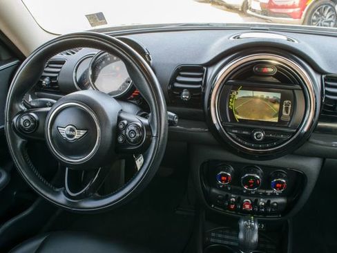 Used 2017 MINI Cooper Clubman image 22