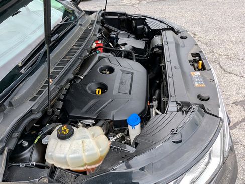 Used 2017 Ford Edge SEL w/ Equipment Group 201A image 54