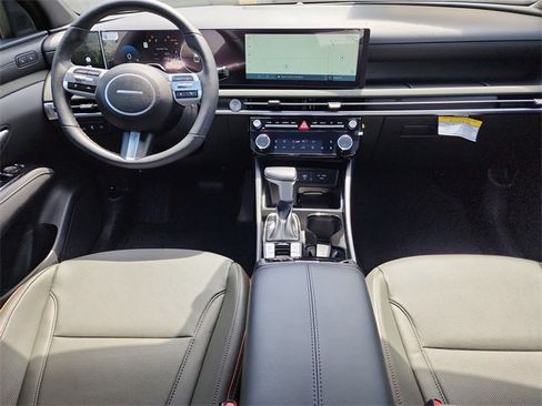 New 2025 Hyundai Santa Cruz Limited image 12