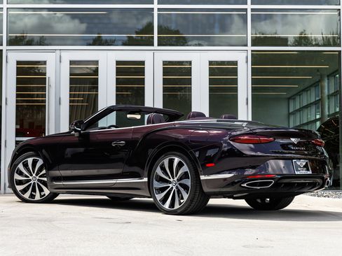 New 2026 Bentley Continental GTC image 9