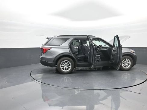 New 2026 Ford Explorer Active RWD image 42