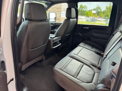 Used 2020 GMC Sierra 2500 Denali w/ Denali Ultimate Package AWD/4WD image 18