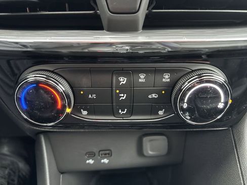 New 2026 Buick Encore GX Sport Touring w/ Advanced Technology Package image 18