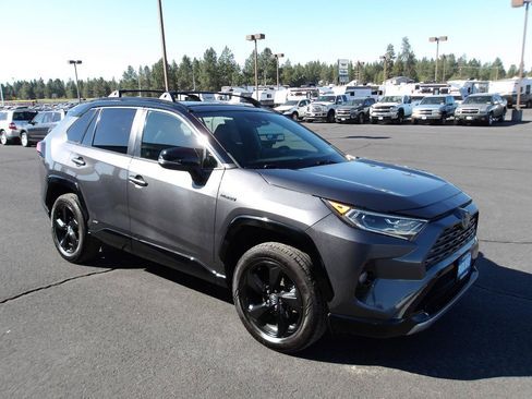 Used 2021 Toyota RAV4 XSE w/ XSE Grade Weather Package AWD/4WD image 7
