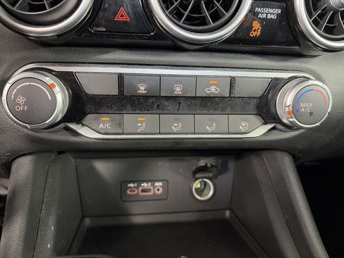 Certified 2022 Nissan Sentra SV FWD image 20