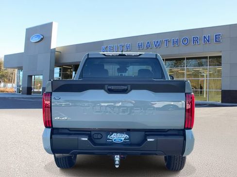 Used 2024 Toyota Tundra SR5 w/ SR5 Convenience Package AWD/4WD image 5