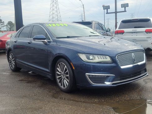 Used 2017 Lincoln MKZ Premiere image 8