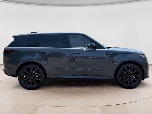 New 2026 Land Rover Range Rover Sport Dynamic SE AWD/4WD image 6