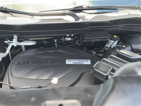 Used 2020 Honda Pilot Touring image 19