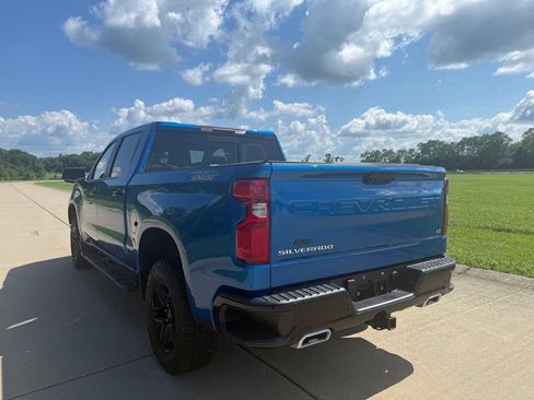 Used 2024 Chevrolet Silverado 1500 LT Trail Boss w/ LT Trail Boss Premium Package AWD/4WD image 10