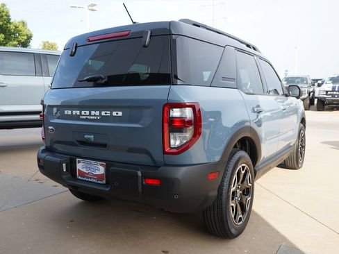 New 2025 Ford Bronco Sport Outer Banks w/ Outer Banks Tech Package+ AWD/4WD image 11