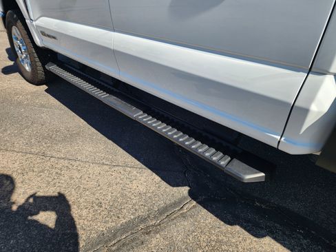 Used 2024 Ford F350 XLT image 9