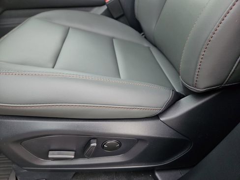 New 2026 Ford Explorer Active w/ Active Comfort Package image 23