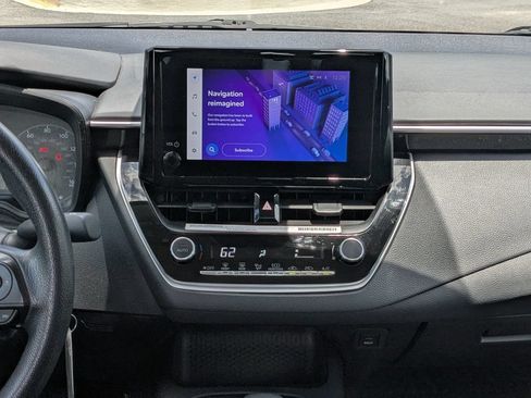 Used 2024 Toyota Corolla LE FWD image 18