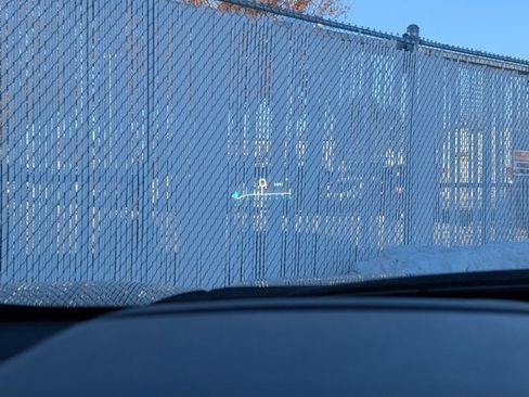 Used 2022 GMC Acadia Denali image 17