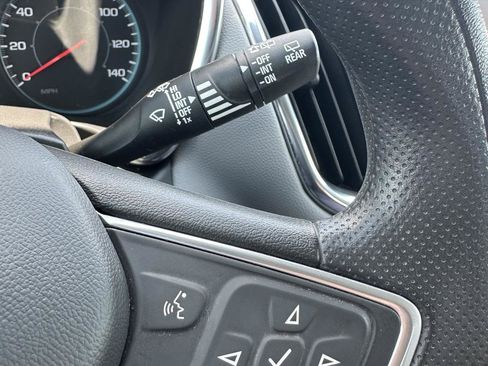 Certified 2023 Chevrolet Equinox LS FWD image 28