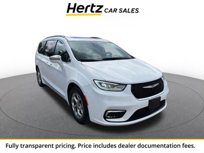 Used 2022 Chrysler Pacifica Limited