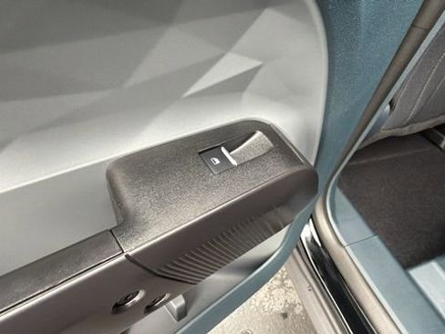 New 2025 Ford Maverick XL image 15