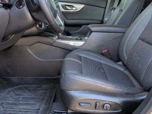 New 2025 Chevrolet Blazer LT w/ Sound & Technology Package image 12