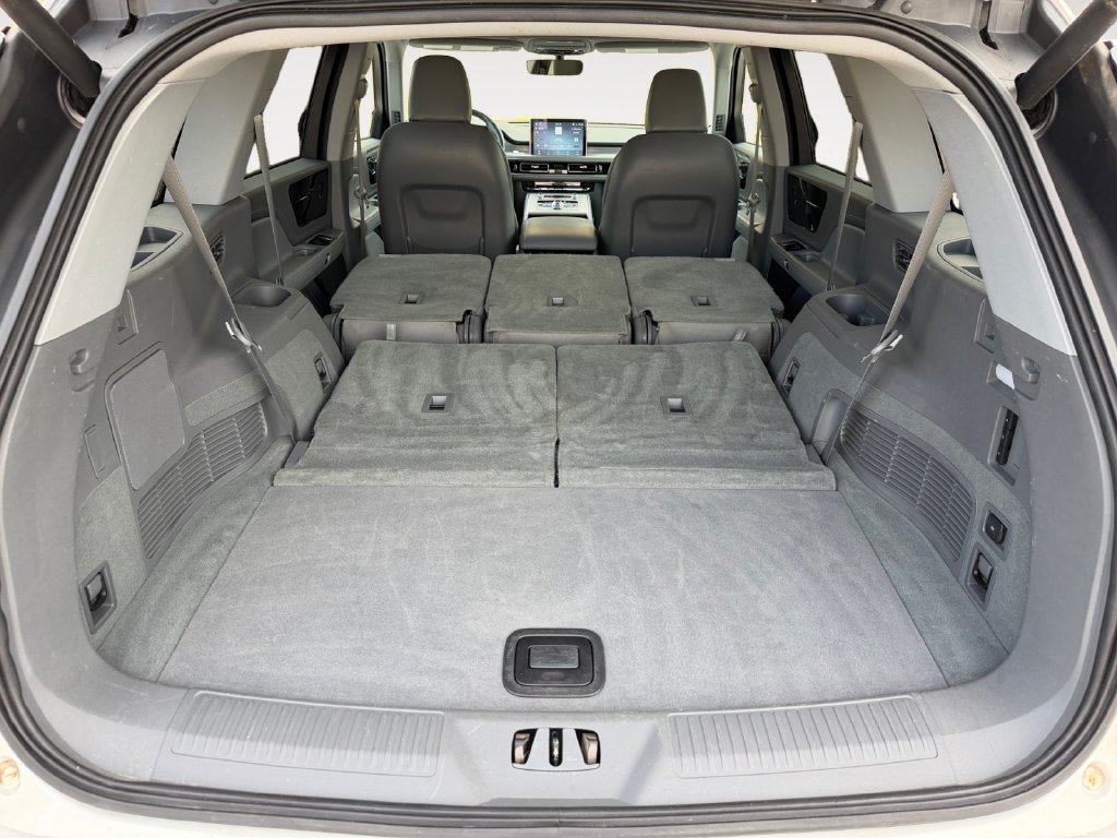 Used 2021 Lincoln Aviator Reserve w/ Elements Package Plus RWD image 23