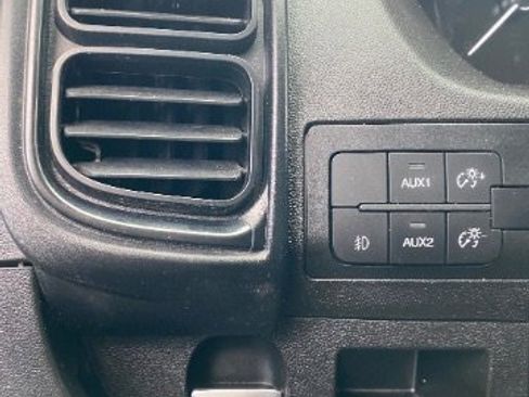 Used 2023 RAM ProMaster 2500 w/ Black Appearance Package image 21