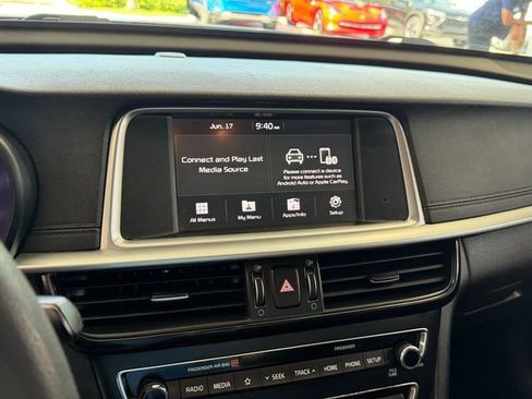 Used 2020 Kia Optima LX FWD image 16
